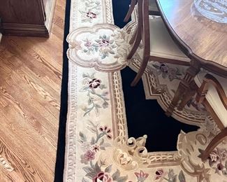 100% Wool rug - 8' X 11'