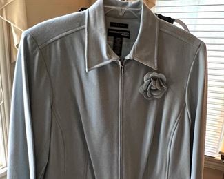 LOTS!!! of Beautiful Ladie's Clothes, lots of them are new or like new - sizes 1X, 2X and 3X 