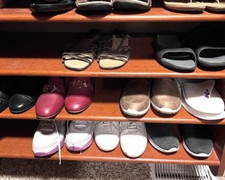 Laide's shoes - size 9