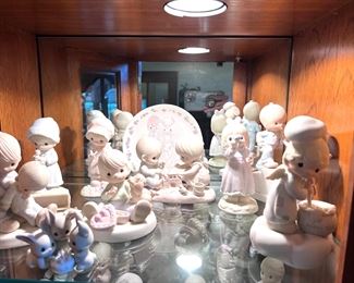 TONS!! of Precious Moments