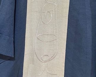 Great Bar shirt - w/embroidered bar glasses