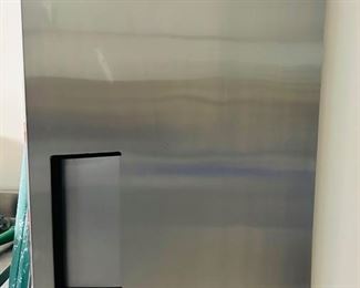 True Refrigeration commercial grade refrigerator 