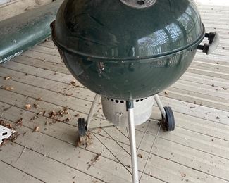 Weber charcoal grill 
