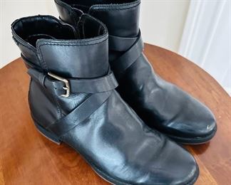 Black ECCO buckle boot size 39 