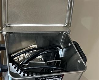 Hydrocollator, hot pack heater