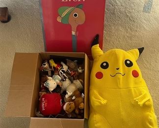 MMS066- Assorted Childrens Toys & Biggest Word Book, Pokemon