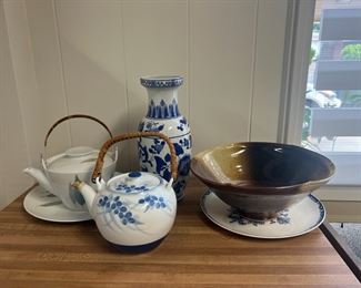 MMS120- Asian Themed Decor & Tea Pots