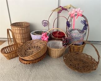 MMS131- Assorted Woven Baskets