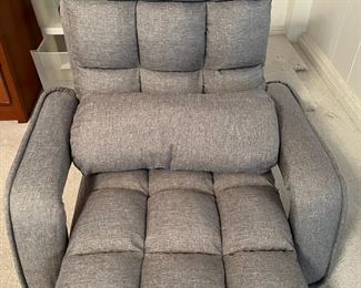 MMS164 Gray Padded Floor Armchair With Cushion