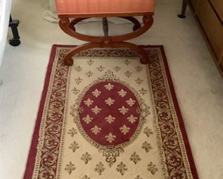MMS214 Fabric Upholstered Ottoman & Rug 