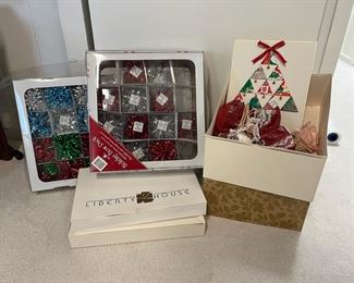 MMS216- Christmas Decorations & Liberty House Boxes
