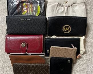 MMS246- Assorted Womens Wallets 