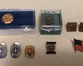 MMS325 Various Commemorative Pins