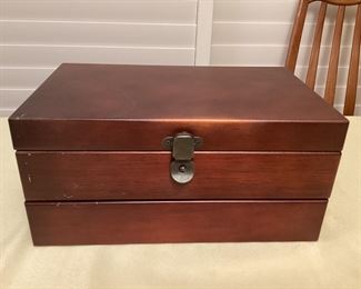MMS334 Wooden Jewelry Box
