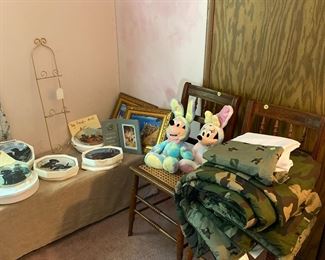 New Mickey and Minnie Mouse from Disneyland. Twin military print comforter, etc 