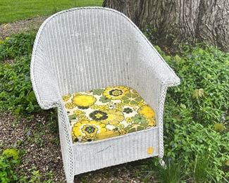 Vintage Rocker that was originally from the McKee Estate in Broken Rocks
Possible Haywood Wakefield