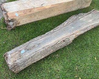 RECLAIMED BARN BEAMS