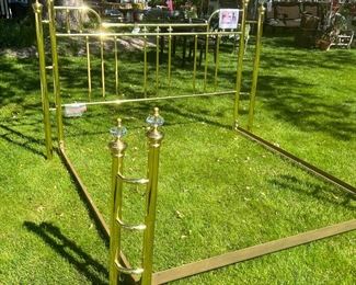 GORGEOUS BRASS BED KING