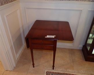 15 table with open side