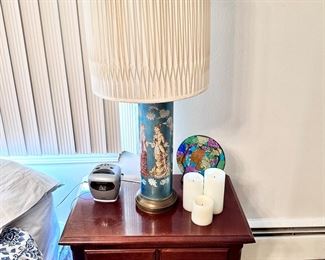 Traditional nightstand & bedside lamp.