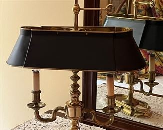 Ethan Allen brass table lamp with tile black shade, double socket