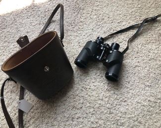 Bausch & Lomb vintage binoculars in case (case as is).