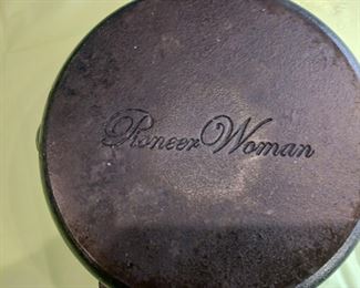 Cast Iron Skillet Pioneer Woman 8 Inch Double Spout Iron Skillet