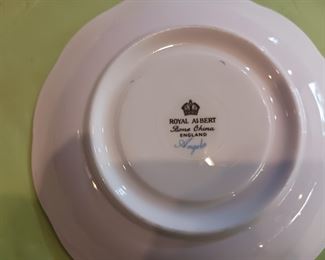 Vintage Royal Albert Luster Finish