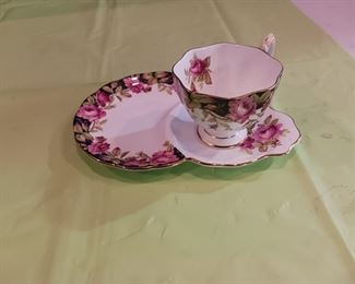 Vintage Tea Crumpet set