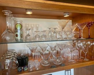 NICE MARTINI GLASSES, COCKTAIL GLASSES, CRYSTAL & MORE!