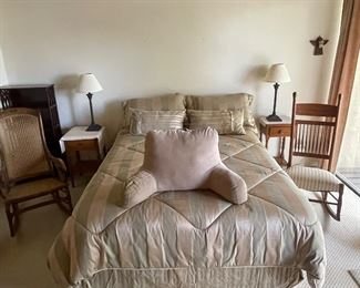 NICE FULL SIZE BED, BEDSIDE TABLES, ANTIQUE ROCKERS... ALL PRICED TO MOVE! IN EXCELLENT CONDITION...