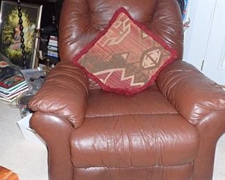 LEATHER CHAIR RECLINER