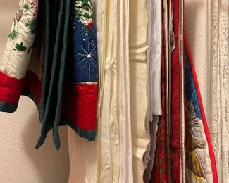 Vintage table cloths, seasonal linens