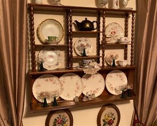 One of several wall shelves for your collections 