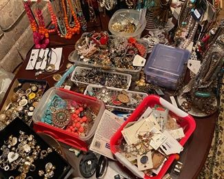 More jewelry… please be kind and take your time to look AND put things back where you found them so other customers can enjoy all of the hard work and organizing my team did for this jewelry room!