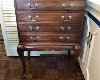 Small chest of drawers