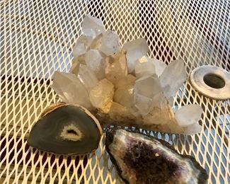 Crystals and geodes