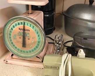 Vintage mixer and scale