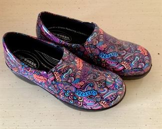 Ladies Shoes, size 7