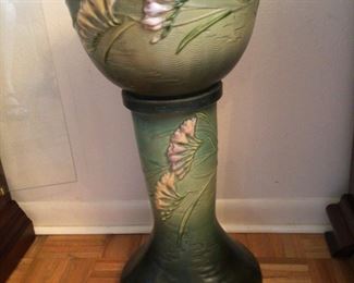 Roseville Freesia 1940s Vintage Art Pottery Green Jardinière And Pedestal