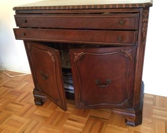 Small French Style Vintage Régence Cabinet