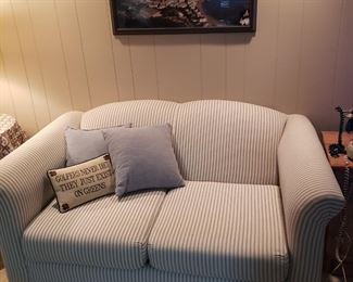 Pair Love Seat