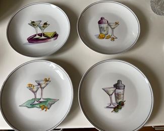Set of 4 cocktail plates