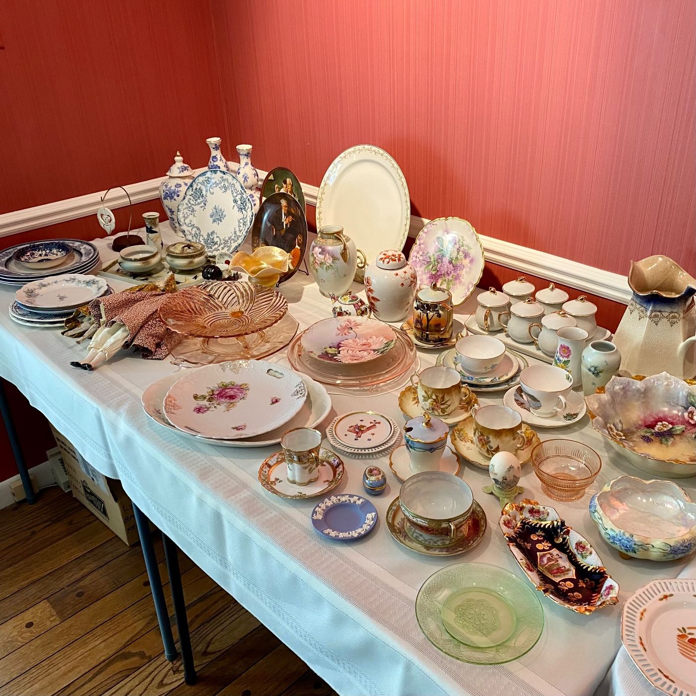 Des Peres Estate Sale HALF PRICE AT NOON starts on 6/10/2023