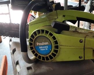 Poulan Deluxe Super 25 Chainsaw