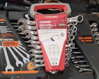 Wrench sets