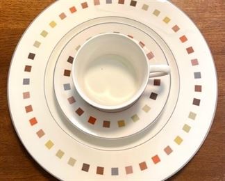 18 CEL May 2023 Retro Fun with Eclectic Flair