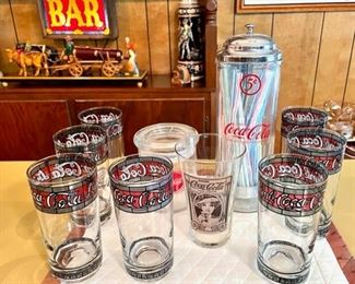 44 CEL May 2023 Retro Fun with Eclectic Flair