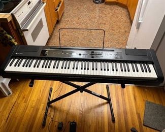Williams Allegro 2 keyboard with pedal and stand