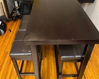 Dining table with four barstools that tuck underneath 36 x 48 x 24